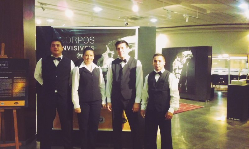 exposição de esculturas em vidro em assembléia legislativa de santa catarina