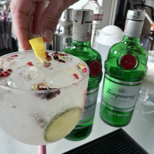 Gin Tônica com especiarias, evento despedida de solteira em Jurerê Internacional Florianópolis 